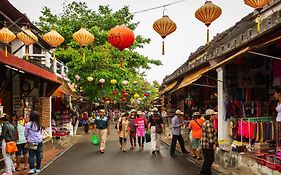 Hoi An Beachfront Hotel